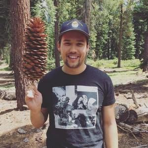 Meet your Posher, Stuart